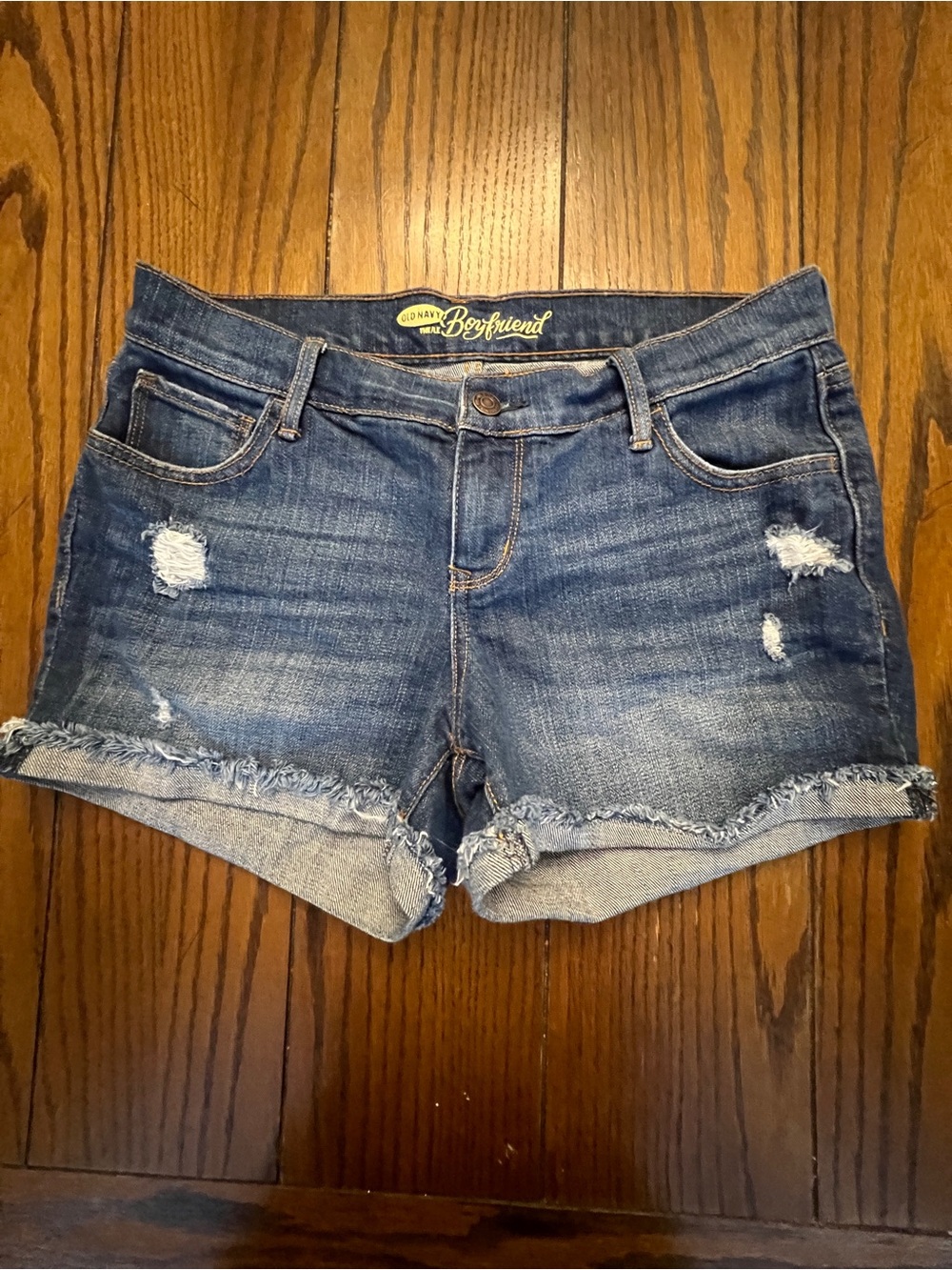 Old Navy The Boyfriend Distressed Denim Shorts Size 2